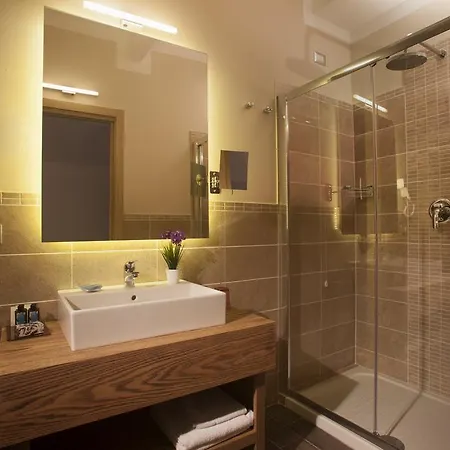 La Maison D'art サンタ・テレーザ・ガッルーラ