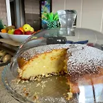 La Maison D'art Bed and Breakfast 3*
