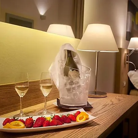 La Maison D'art Bed & Breakfast 3*