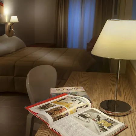 ベッド・アンド・ブレックファスト La Maison D'art サンタ・テレーザ・ガッルーラ
