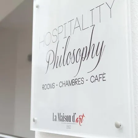 ベッド・アンド・ブレックファスト La Maison D'art 3*
